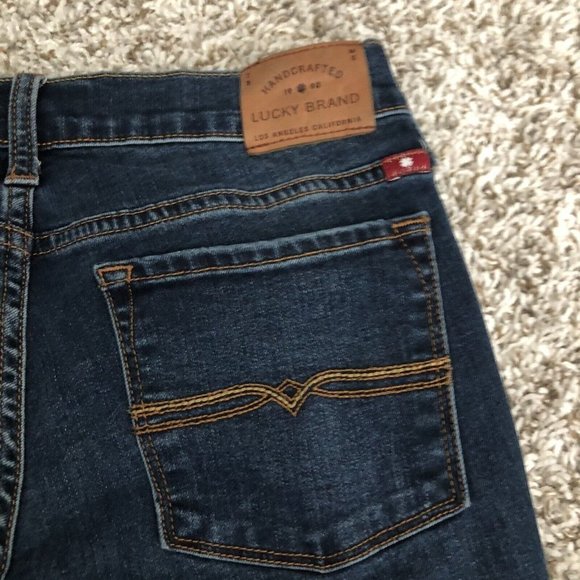 Lucky Brand Charlie Skinny Jeans  Solid Denim Dark Wash Casual Cotton Size 26/2 - Picture 11 of 11